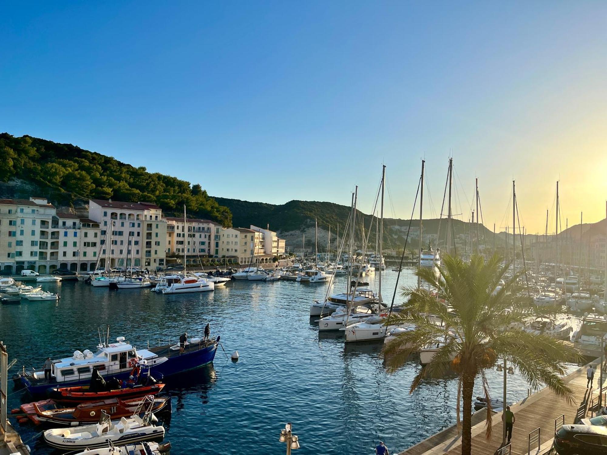 Joli T3 Sur Le Port De Bonifacio Avec Vue Mer Buitenkant foto